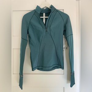Lululemon WOMENS half zip running sweater